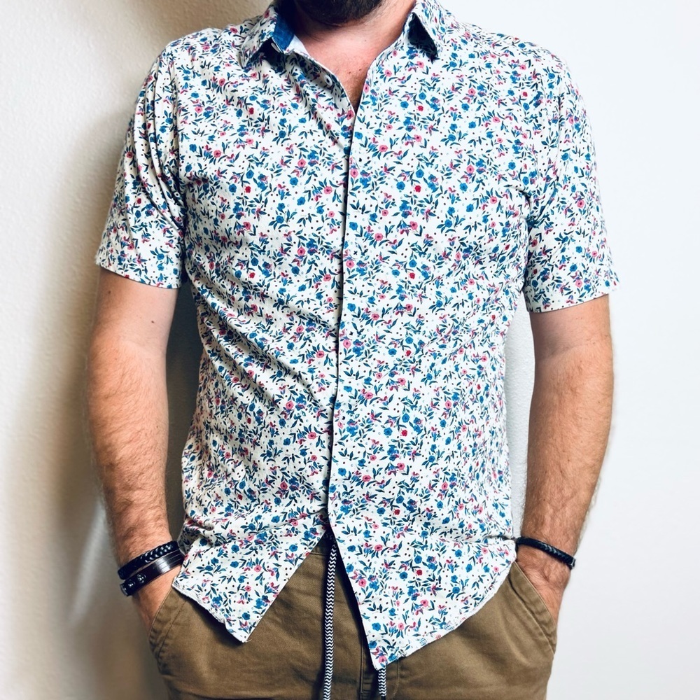 Good Man Brand Floral Casual button down  Mens Shirt Size XL